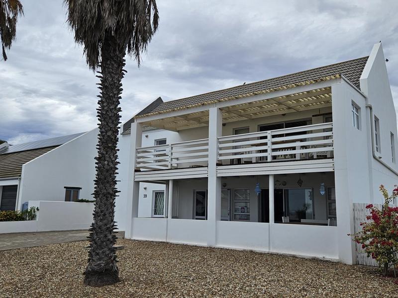 3 Bedroom Property for Sale in Golden Mile Western Cape